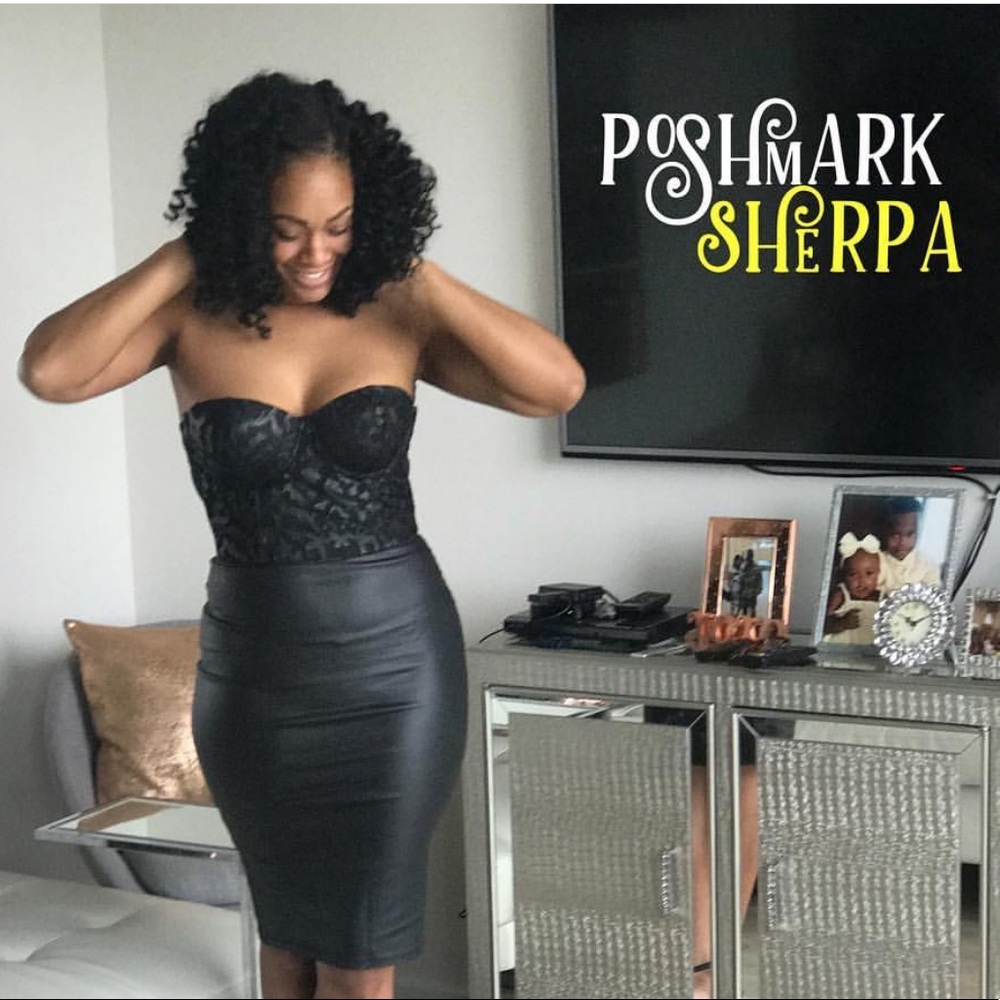 Black textured bustier